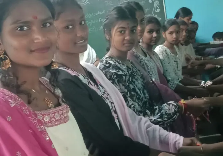 Raksha Bandhan 8